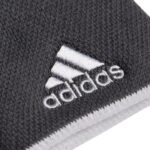 Muñequeras Adidas Grises Detalle