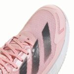 Detalle de las zapatillas Defiant Speed W de Adidas
