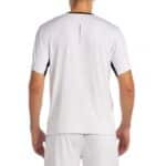 Detalle de la Camiseta color blanco Malmok de Bullpadel Detalle de la Camiseta color blanco Malmok de Bullpadel