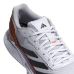 Detalle de las Zapatillas Adidas Courtquick Padel Blancas Detalle de las Zapatillas Adidas Courtquick Padel Blancas