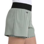Short verde mujer Bullpadel - Modelo Breca Short verde mujer Bullpadel - Modelo Breca