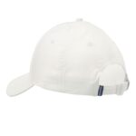 Detalle de la Gorra Bullpadel BPG261-020 Hueso Detalle de la Gorra Bullpadel BPG261-020 Hueso