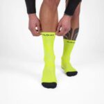 Detalle de los Calcetines Floky GRF Medium Amarillo Flúor Detalle de los Calcetines Floky GRF Medium Amarillo Flúor
