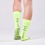 Detalle de los Calcetines Floky Run Up Medium Amarillo Flúor