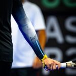 Detalle del Manguito Floky NO STRAIN x Tapia 2026