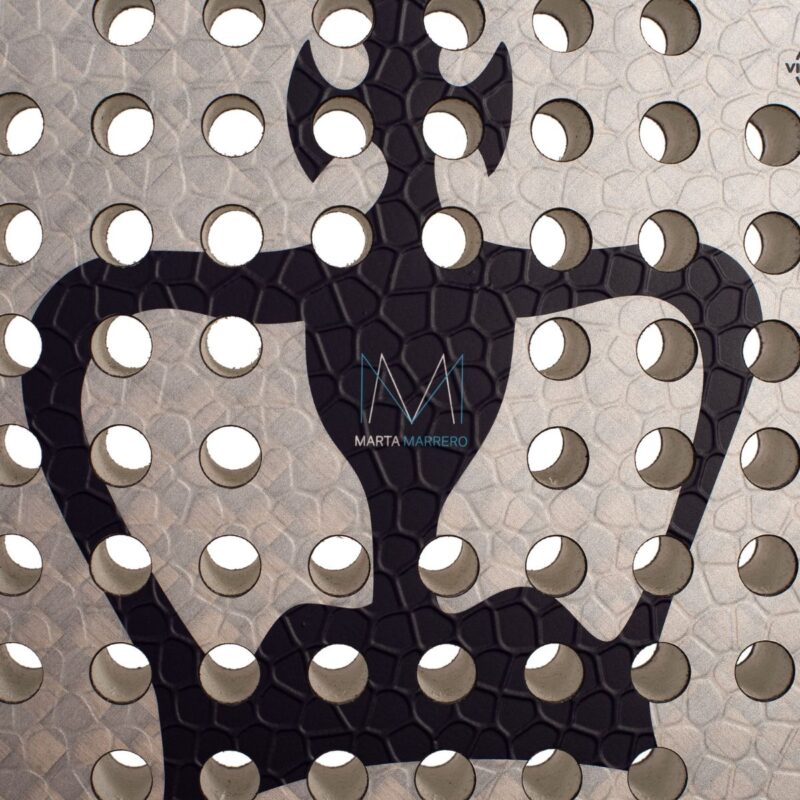 Detalle de la Pala Black Crown Hurricane Comfort 4.0 2027