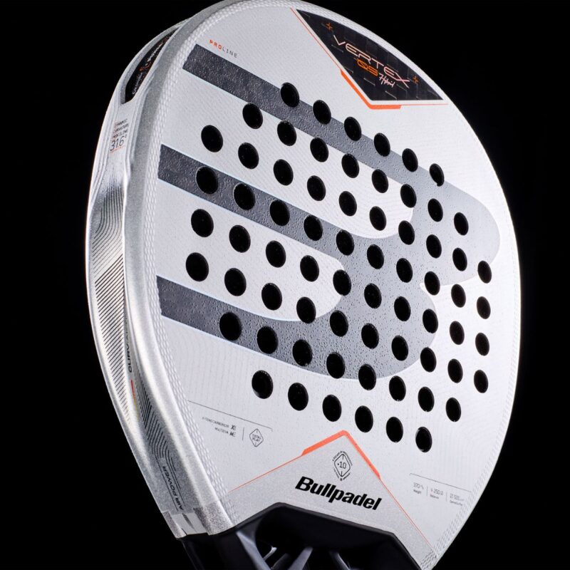 Detalle de la Pala Bullpadel Vertex 05 Hybrid 2027
