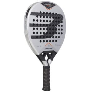 Lateral de la Pala Bullpadel Vertex 05 Hybrid 2027